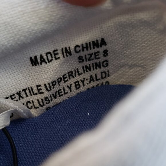 BNWT Aldi Gear White Rainbow Canvas Slip-on Style (8) KICKS - Picture 4 of 9